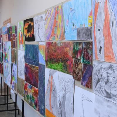 Vo Vernisaz Byvalych Absolventu 2017 001